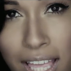 Melanie Fiona - Gone And Never Coming Back　[Official Music Video]