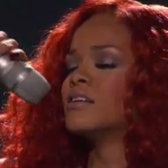 Rihanna - California King Bed　[American Idol Live]